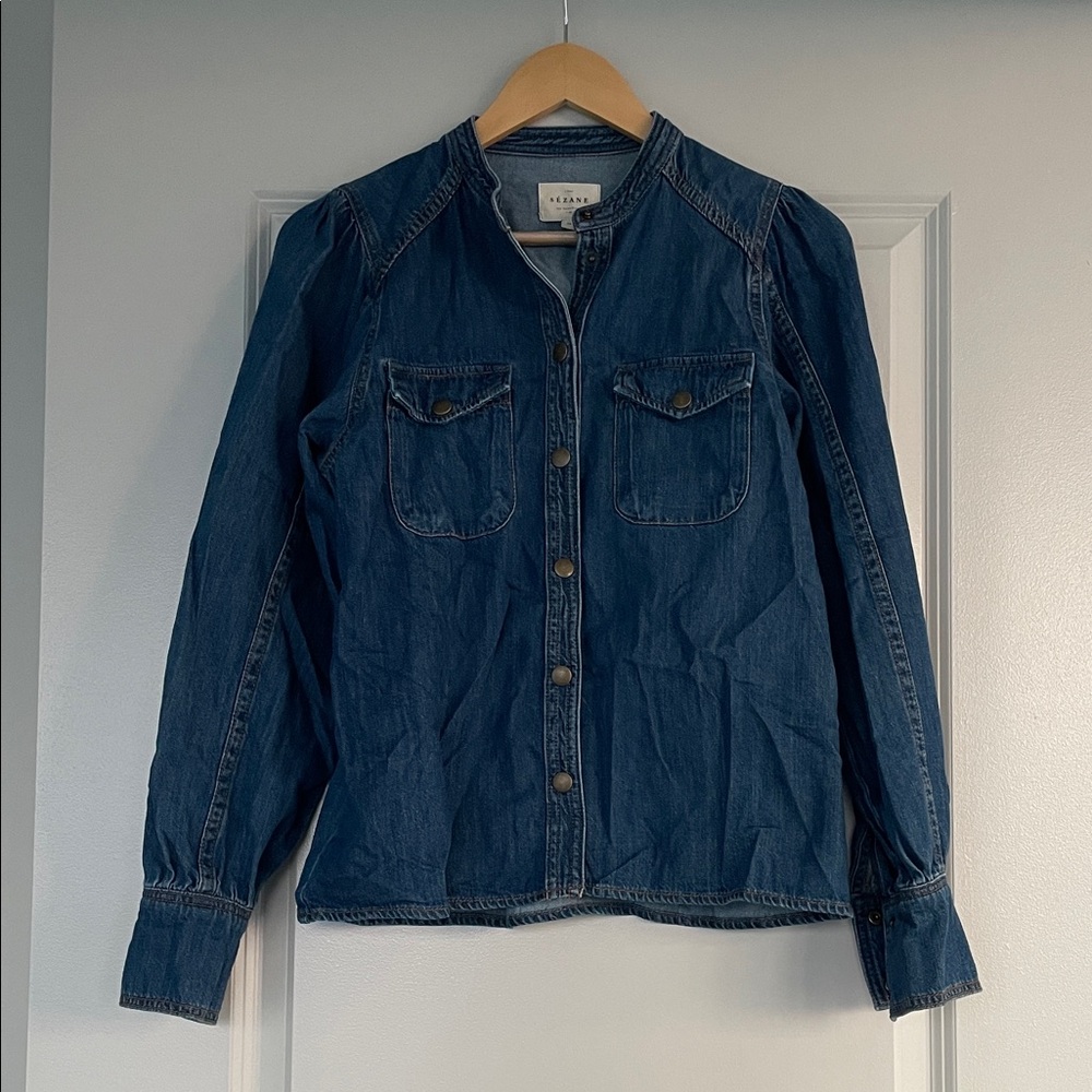 Sezane denim shirt 💙